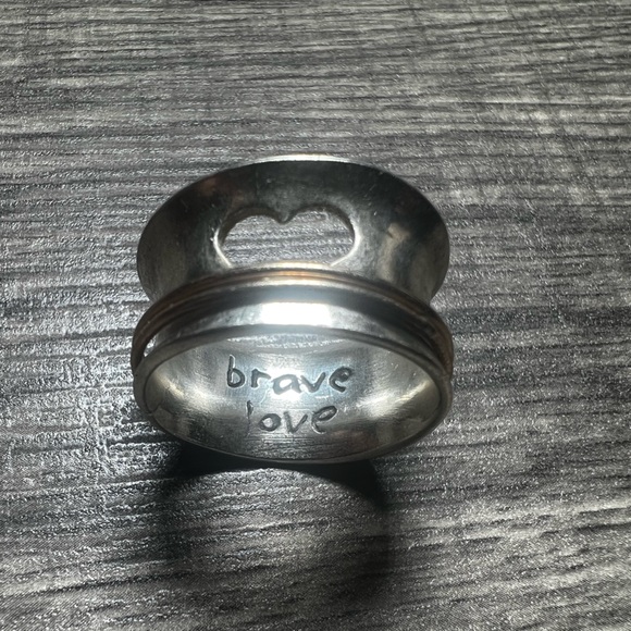 Brave Love Spinner ring Sterling silver with 10k Gold - Picture 5 of 7